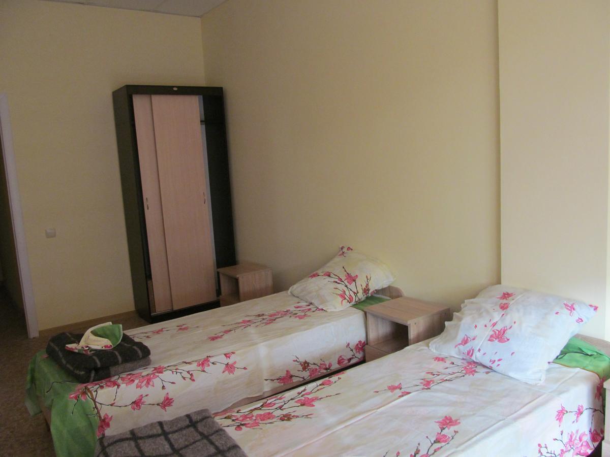 Hostel Raduga Киев Екстериор снимка