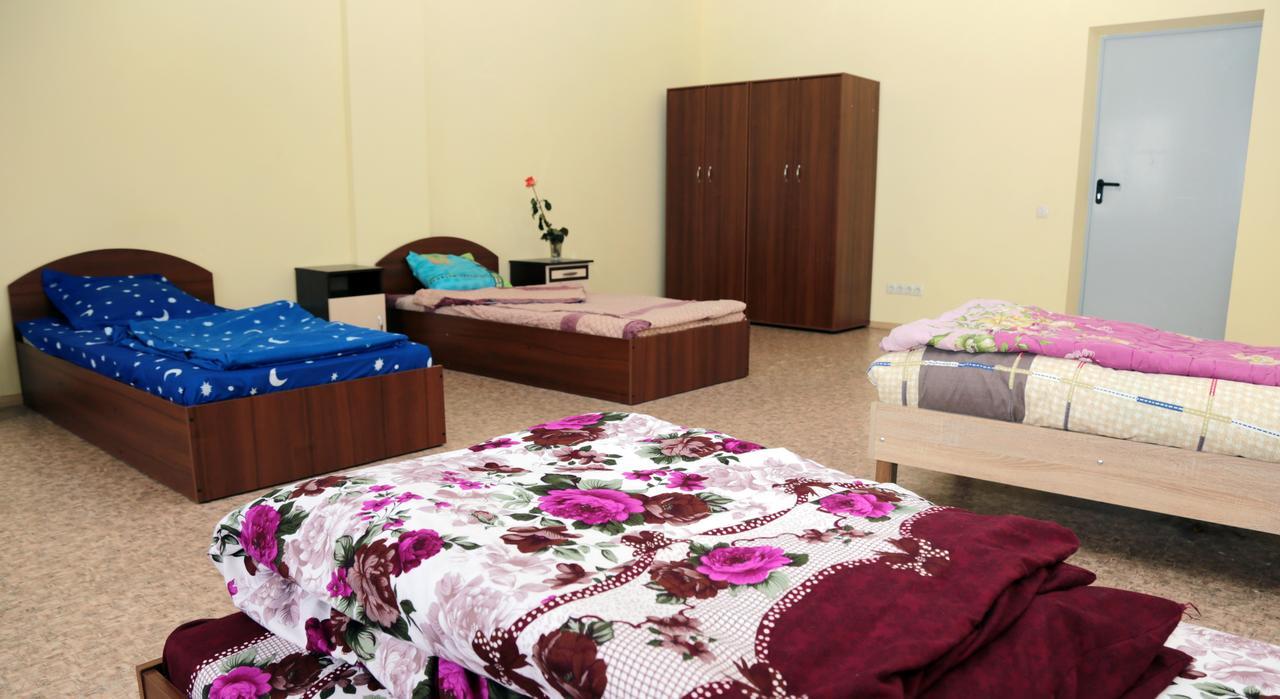 Hostel Raduga Киев Екстериор снимка